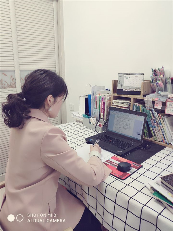 taptap点点官方网站:利用抗疫教科书 讲好线上思政课(图3) taptap点点官方网站:利用抗疫教科书 讲好线上思政课(图3)